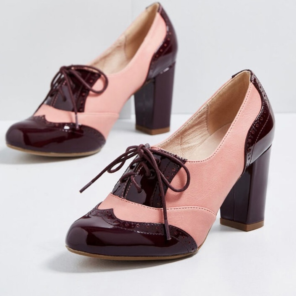 ✨ModCloth Gloss It Over oxford heels✨